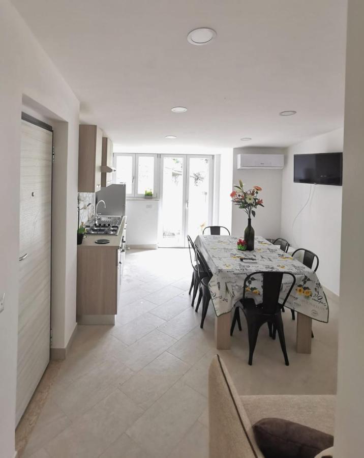 הוילה Termini Emidio House מראה חיצוני תמונה